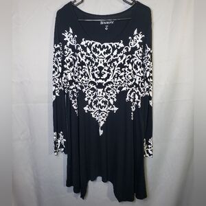 Roaman's Black and White Patterned Women's Top